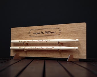 Baquetas personalizadas con expositor de madera / Baquetas grabadas - Regalo para bateristas