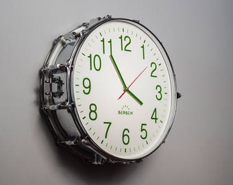 Snare Drum Clock Slim - Green on White