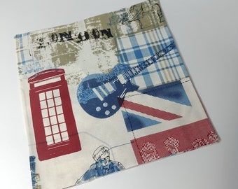 Kissen London gefüllt Phone Rings Union Jack Gitarre Canvasstoff England GB Kissen gefüllt Chillkissen 30 x 30 cm / 10.4