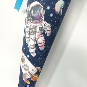 Schultüte Galaxy / Weltraum /Rakete / Astronaut / Planeten passt zum Kobärnikus Bild 3