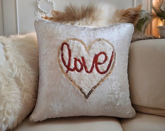 Love-heart Fauxfur Sofa Velvet Cushion Housing Gift Love Heart Cushion Sequined Pillow Velvet Throw Pillow Gifted House Warming Love-pillow