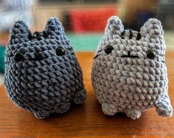Crochet Cat Plush: Handmade Stuffed Kitten Amigurumi