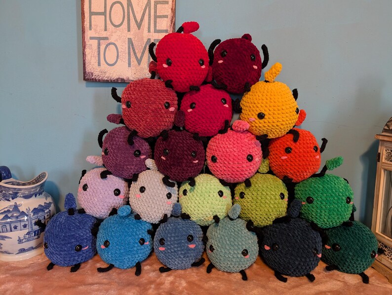 Crochet Junimo inspiré de Stardew Valley | Peluche Jumbo faite main | Beaucoup de couleurs disponibles !! image 2