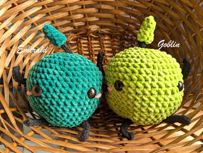 Crochet Junimo inspiré de Stardew Valley | Peluche Jumbo faite main | Beaucoup de couleurs disponibles !! image 12
