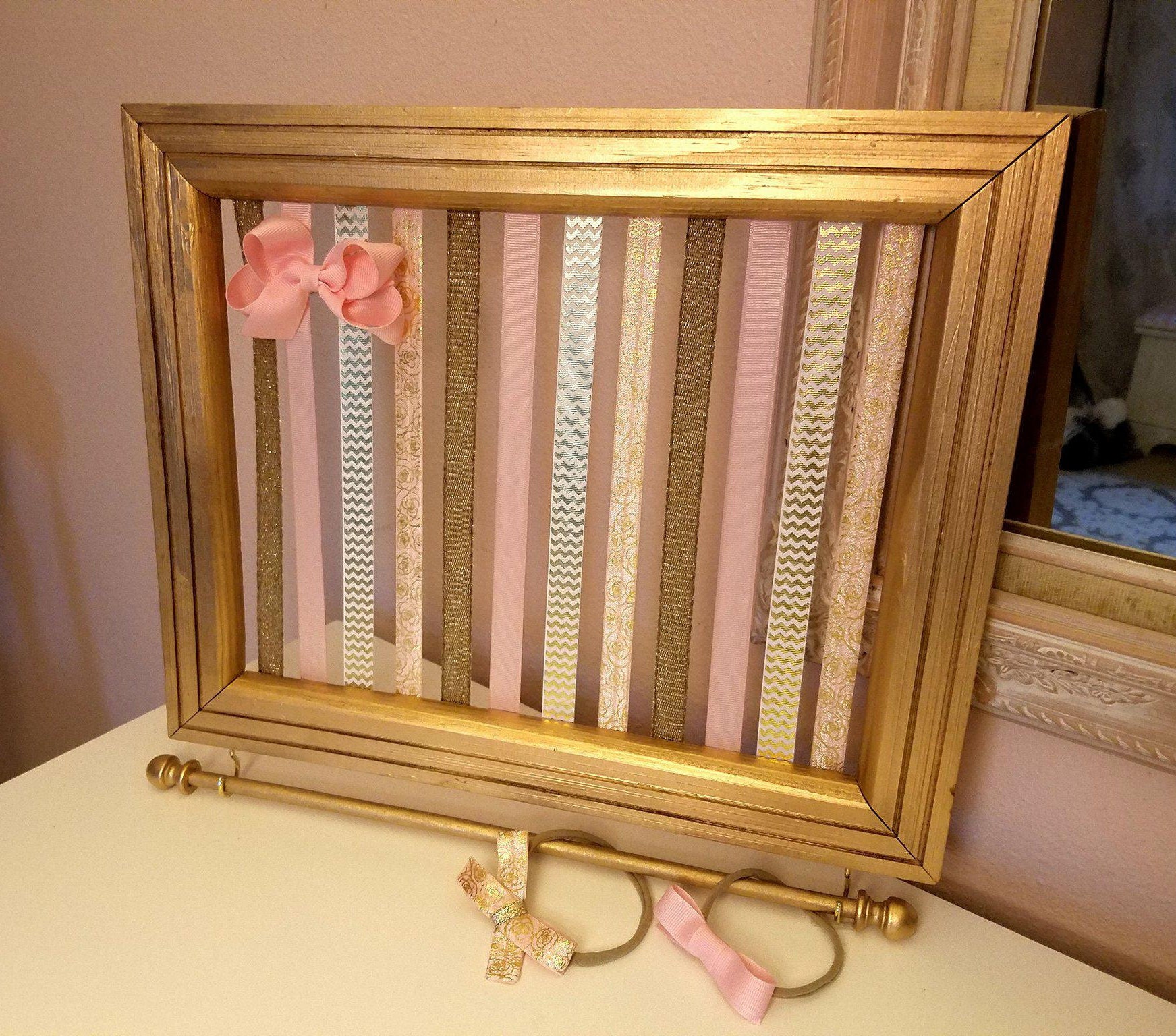 gold nursery decor