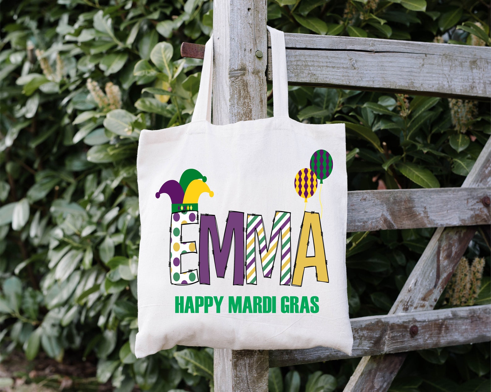 Mardi Gras Bead Market Tote main image 0