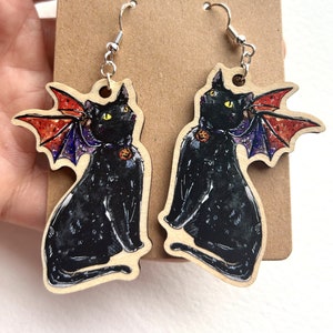 ハロウィン 猫 ドラゴン ダングル ドロップ イヤリング - 猫好きのギフト、動物ジュエリー、低刺激性、子猫ジュエリー、ドラゴン イヤリング、不気味
