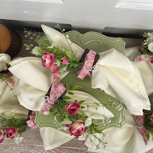 Handmade Floral Napkin Rings Set of 6, Spring Table Decor, Silk Ranunculus & Wildflowers, Greenery, Ribbon, Elegant Wedding, Spring Decor