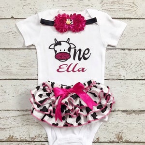 First Birthday outfit -Cow / farm theme 1st Birthday /Ruffle bloomer/Farm Birthday /CakeSmash Outfit/Baby Girl 1st Birthday