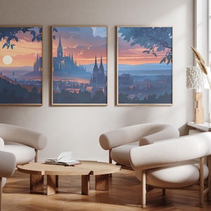 Może przedstawiać: Trzy oprawione wydruki przedstawiające panoramę miasta o zachodzie słońca. Wydruki znajdują się w nowoczesnym salonie z białymi fotelami i drewnianym stolikiem kawowym.