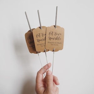 Etichette scintillanti per matrimonio personalizzate, Let Love Sparkle, etichette rustiche, etichette Kraft per scintillii