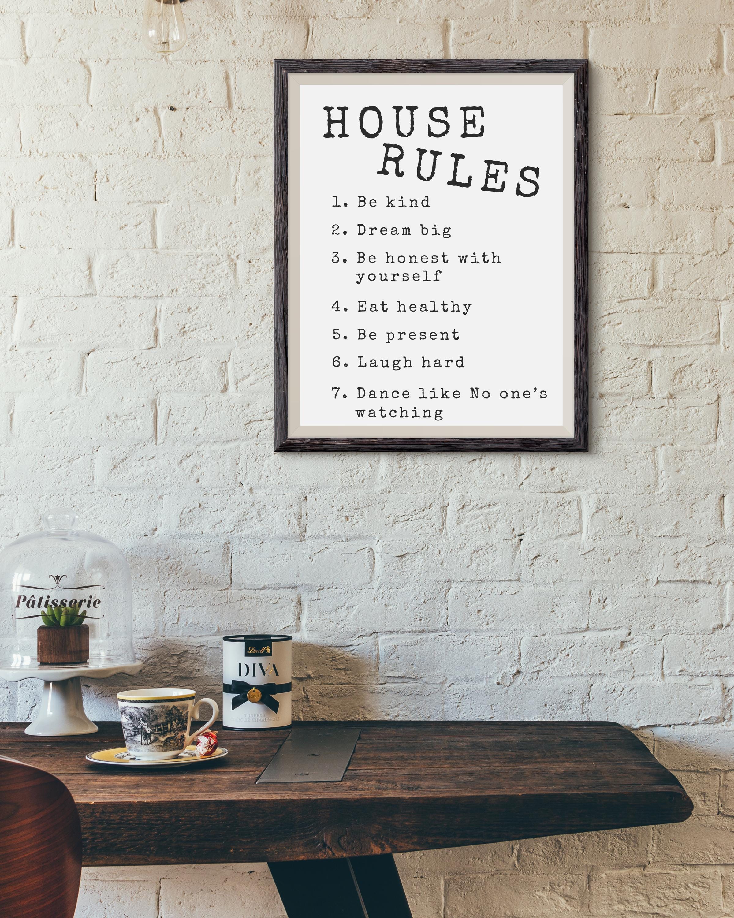 CARISPIBET Cartello Decorativo House Rules - Regole Di Casa - 30,5x20,3 Cm - Targa In PVC Con Frase Motivazionale Per Pareti Di Cucina E Soggiorno