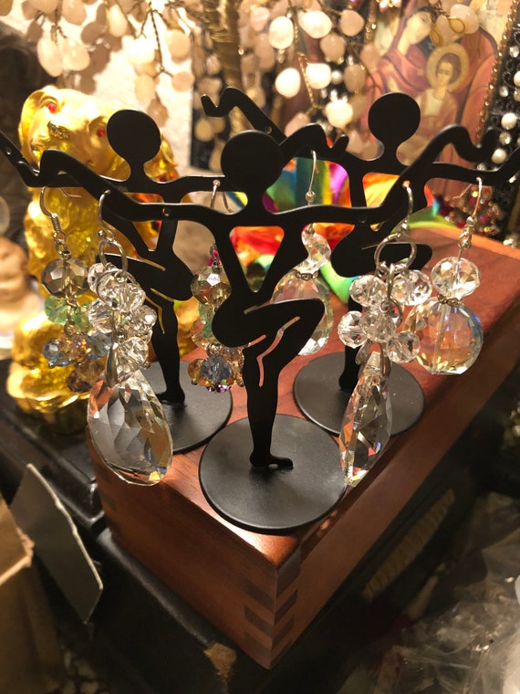 Lot of three beautiful crystal hook earrings - image 2