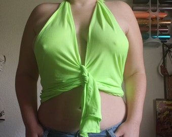 Halter wrap top ~ Green halter top ~ Green wrap top ~ unisex halter top ~ sexy top ~ handmade halter top ~ stretchy top ~ one size top