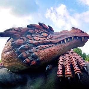 Realistic dragon sculpture, GoT inspired dragon