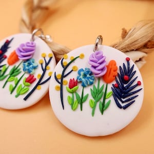 White Spring Floral Polymer Clay Earrings, Bridal Jewelry, Wildflowers Clay Jewelry, Colorful Clay Dangles, White Clay Earrings
