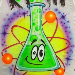 Airbrush T-shirt - Science flask * Atoms * Chemistry * Your Name * School