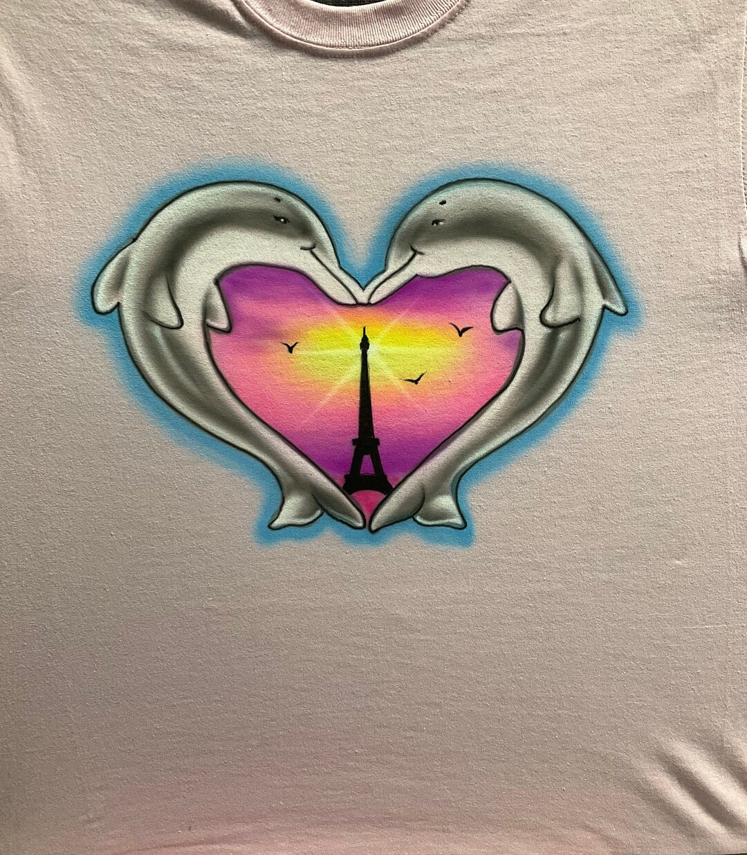 Airbrush T-shirt * Dolphin Heart * Paris * Eiffel Tower * France