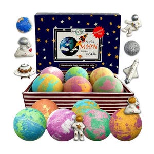 Galaxy Bath Bombs for Kids with Space Toys inside, 6 Organic Bubble Bath Bombs with Educational Outer Space Planet Toys Gift for Boys, Kids