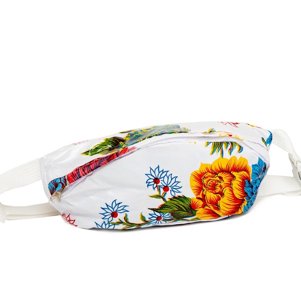 Chrysanthemums Fanny Pack in Oilcloth - Boho Packs for Men and Women | Cute Waist Bag Fashion Belt Bags