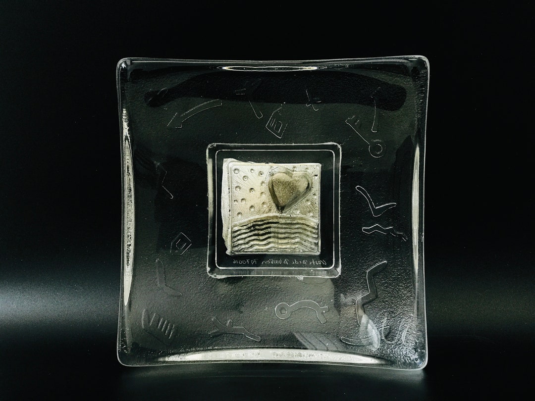 Bertil Vallien Art Glass Square Bowl domino, Kosta Boda, Swedish Post