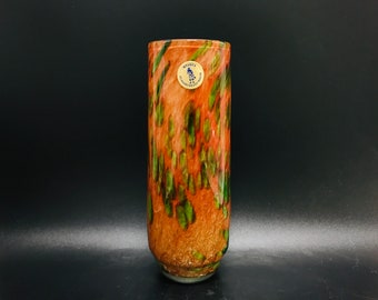 Jarrón de vidrio cilíndrico maltés soplado a mano colorido verde naranja, Mtarfa Glassblowers, vidrio de arte de estudio mediterráneo coleccionable, firmado