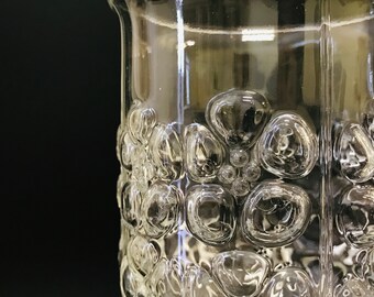 イッタラの透明ガラス花瓶「レイニッキ」、花のレリーフ模様、ヨルマ