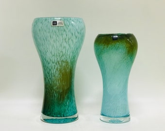 Inkeri Toikka, Blue green hand blown bubble Finnish art glass, Pastoraali glass vase, Nuutajärvi/Arabia, Finn Crystal, Scandinavian design