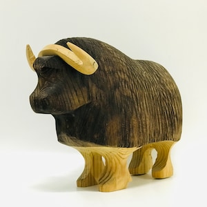 Carved wooden musk ox stylized sculpture, Hand made large buffalo/bison figurine, Hand carved/painted home decor, Vintage decor