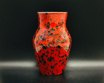 Scheurich fat lava red ceramic vase with black speckles, Vintage German pottery with glossy glaze, Model 549-18