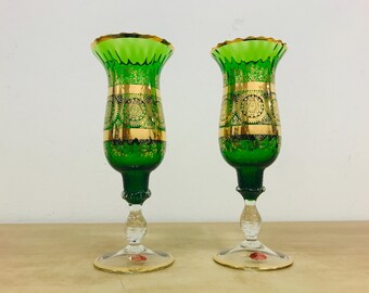 オリジナルのベネチアン ムラーノ トレ フオッキ花瓶。エメラルド