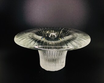 Mushroom shape glass vase, Flared form clear glass sculpture, Chanterelle, Pukeberg, Swedish Mid century modern, Scandinavian design crystal