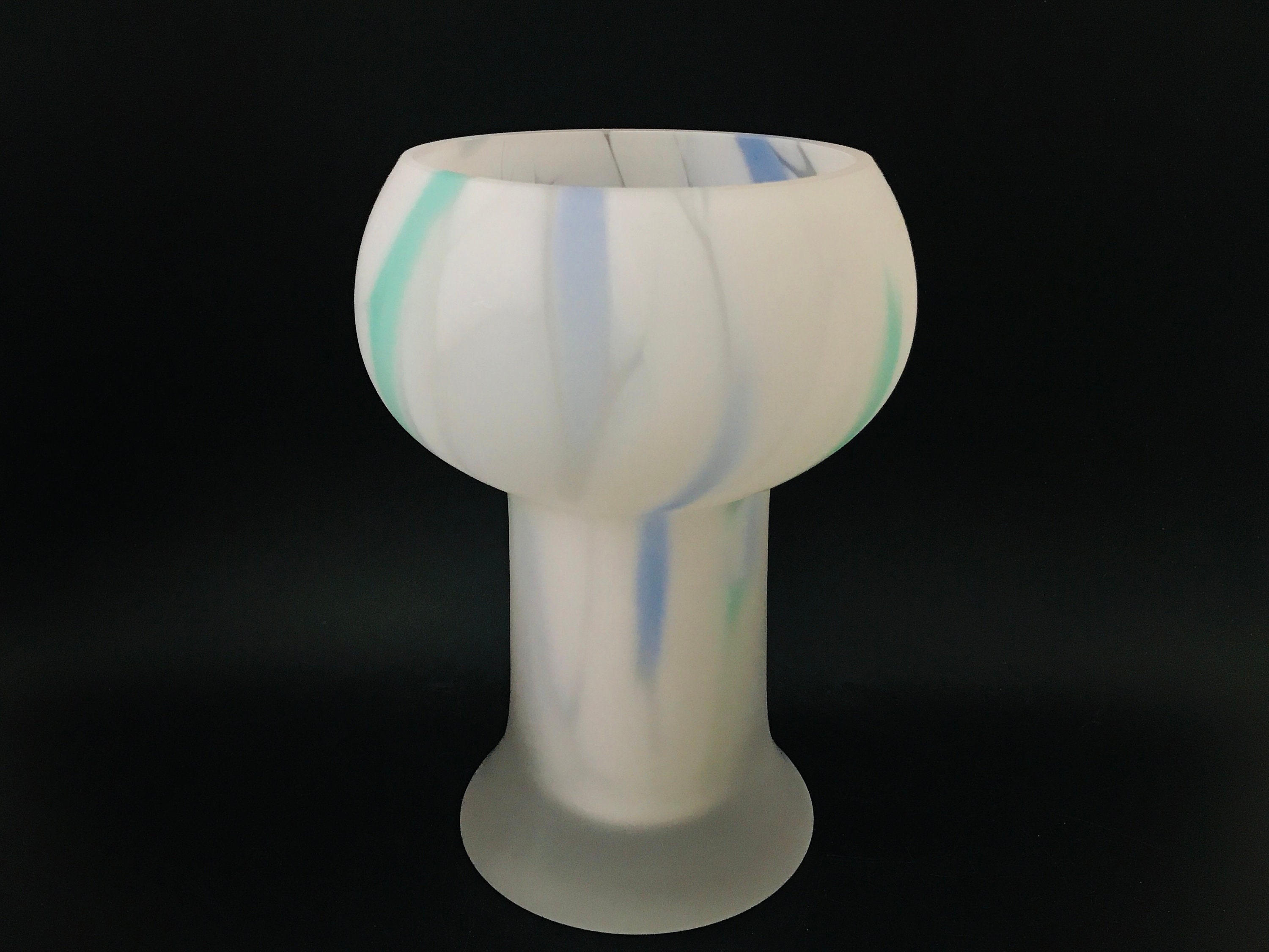 美品　コスタボダ　モニカ　バックストロム　ガラスオブジェ　花器　北欧雑貨1101 美品 コスタボダ モニカ バックストロム ガラスオブジェ 花器 北欧雑貨