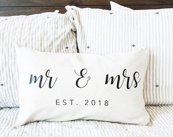 Mr and Mrs Pillow; Mr and Mrs Gift; Wedding Pillow; Wedding Gift; Newlywed Home Decor;Housewarming Gift;Mr and Mrs;Bridal Shower;Anniversary