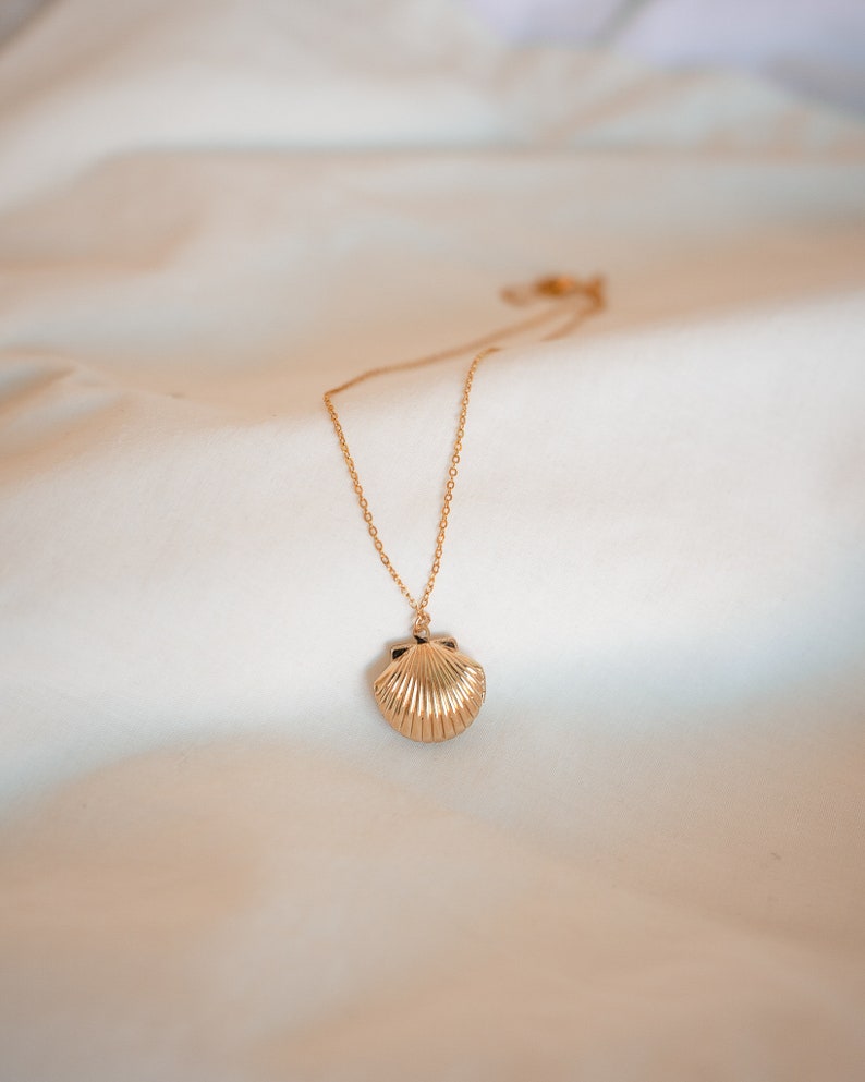 Marina Minimal Delicate Bridesmaids Birthday Valentines Jewellery Scallop Mermaid Seashell Locket on 18k Gold Filled Chain