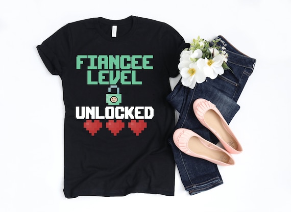Fiancee / Girlfriend Fiancee / Fiancee Gift / Gift For Fiancee / Engagement T-shirt / Anniversary T-shirt / Gifts For Fiancee / For Fiancee