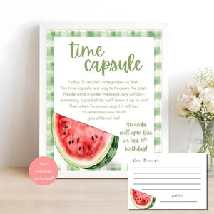 Zestaw kapsuły czasu „One in a Melon”, tabliczka z arbuzem na pierwsze urodziny, edytowalna kartka do druku, zielona kratka gingham z owocami, letnie urodziny