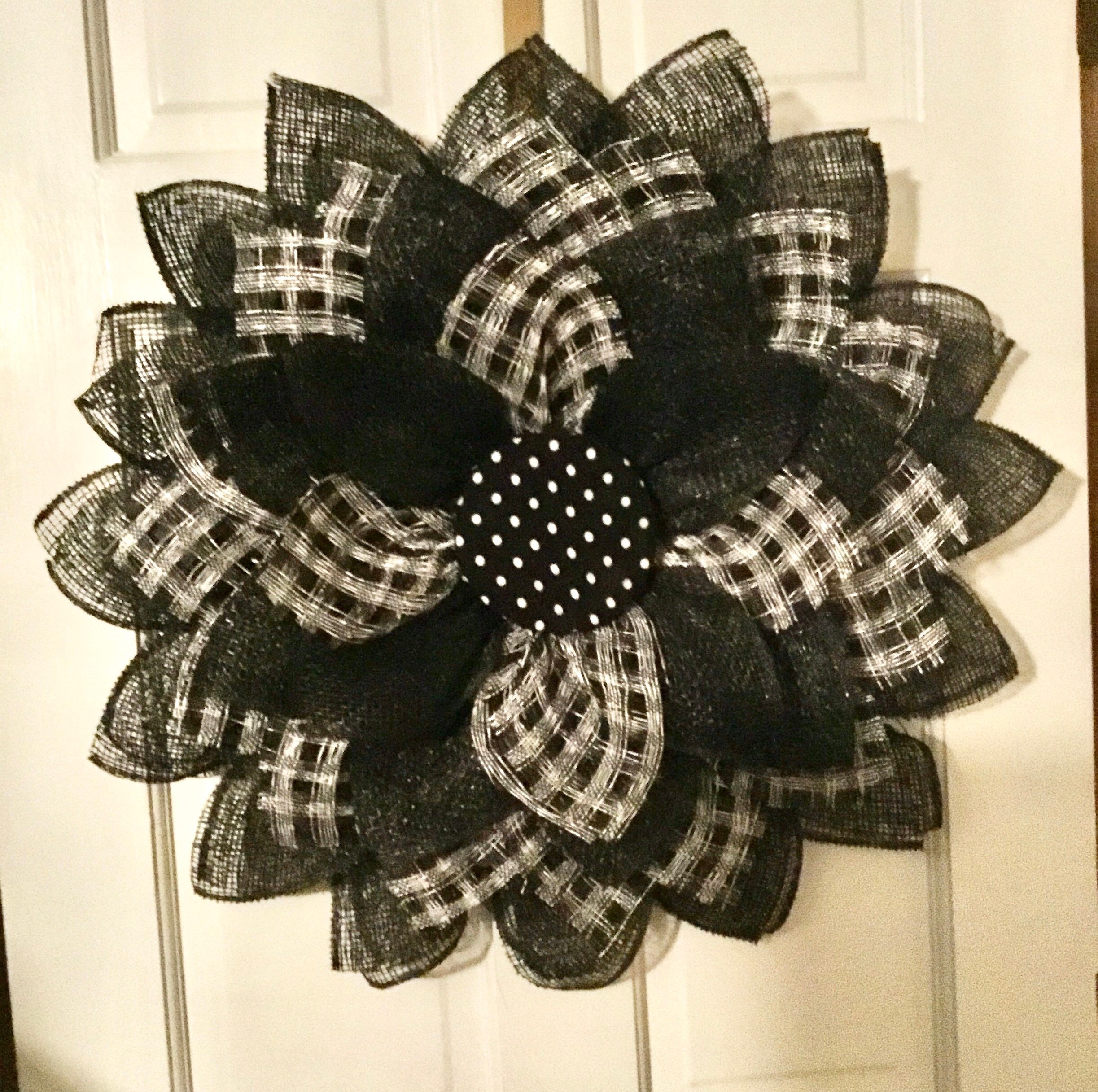 Black & White Wreath, Front Door Wreath, All Seasons Wreath, Popular