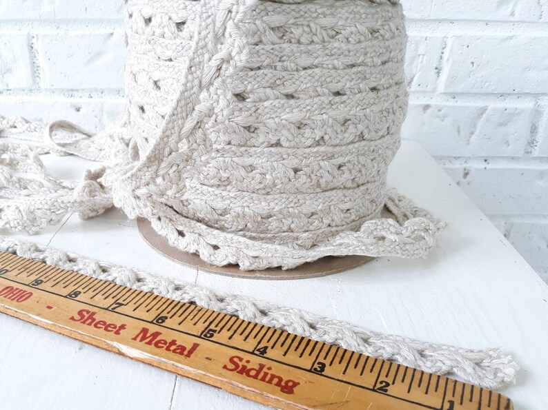 Scalloped Linen Trim / Soft Natural Trim / Large Lace 3 yards image 2