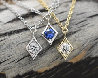 Diamond Solitaire Necklace / Genuine Diamond Set in Kite-Shaped Solid 14K White Gold Necklace / Diamond Pendant