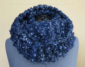 Chunky Knit Infinity Scarf