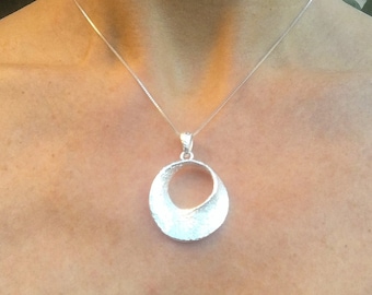 Sterling Silver Loop Foil Pendant Necklace