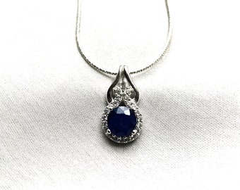Genuine Blue Sapphire Detailed Silver Pendant Necklace
