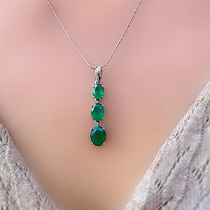 Genuine Emerald Three Stone Oval Graduated Silver Pendant Necklace