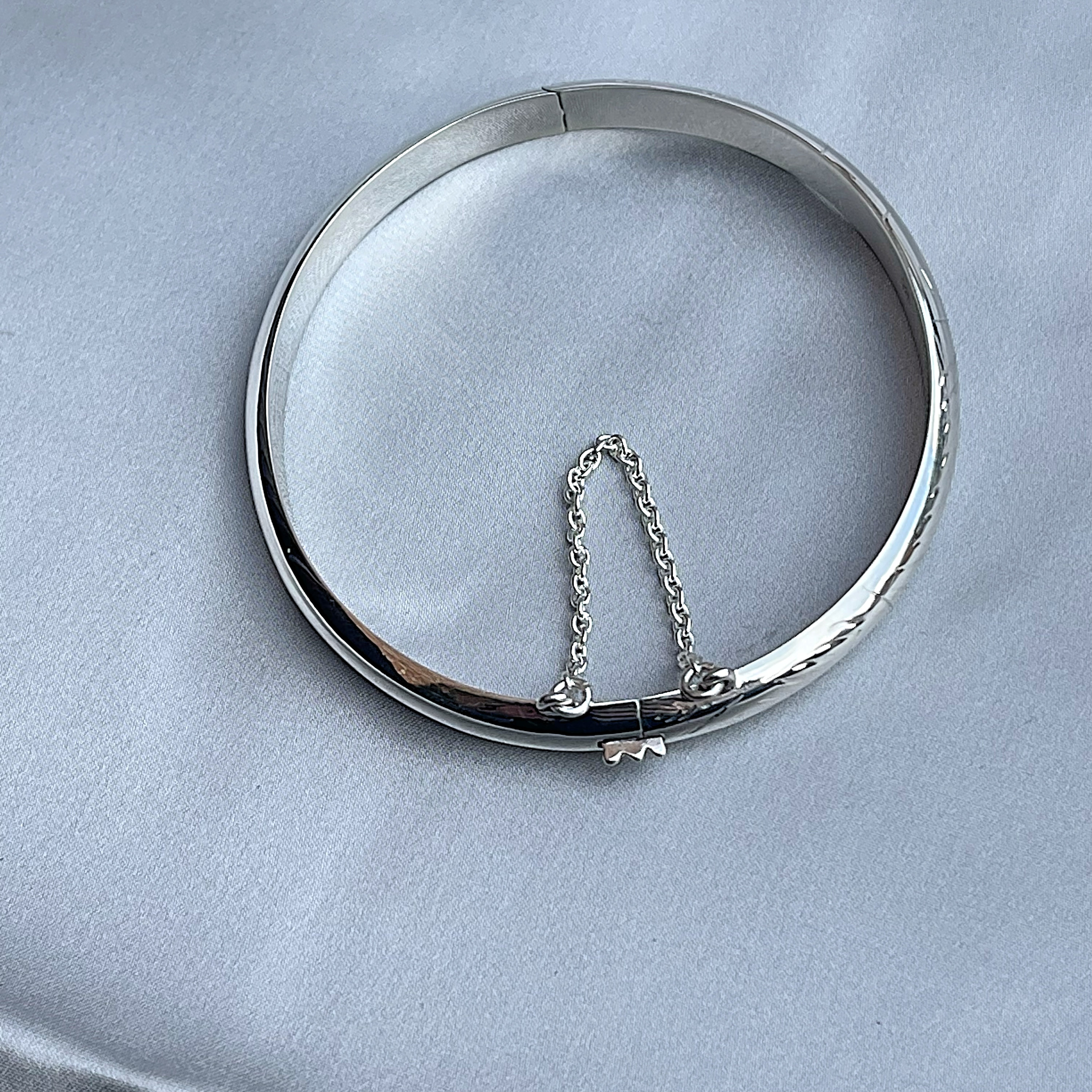 【20/80】STERLING SILVER ID BANGLE 3mm 3mm Half Round Sterling Silver Bangles – Susan McDonough Jewelry