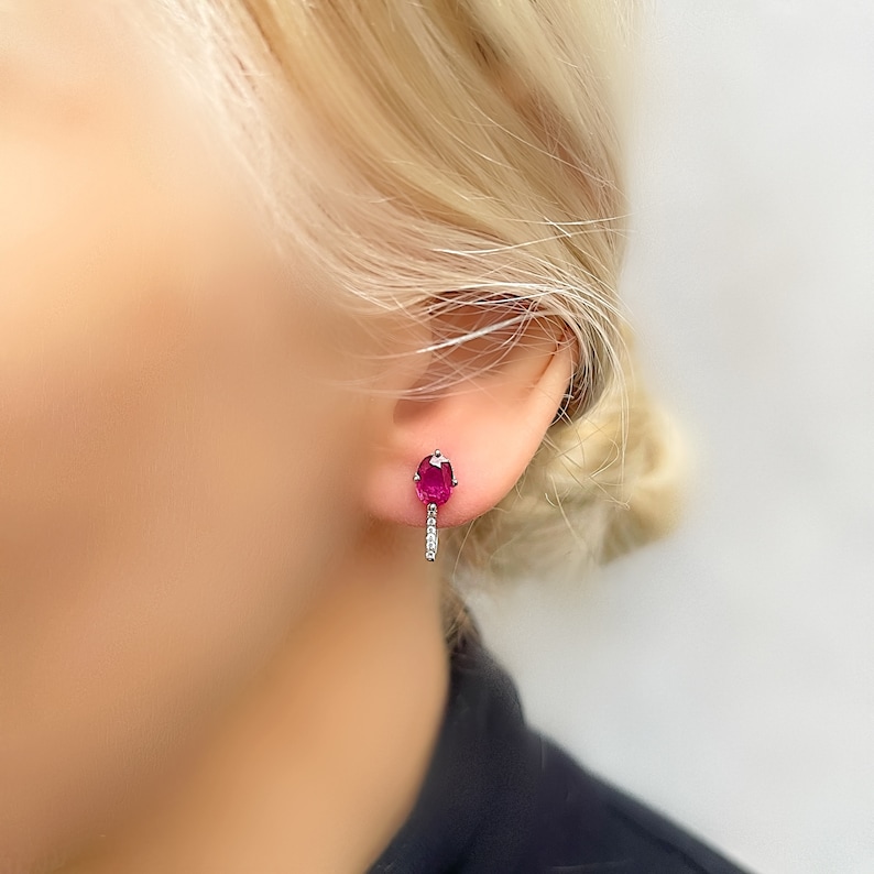 Pendientes de plata con cola de topacio blanco y rubí ovalado genuino imagen 3