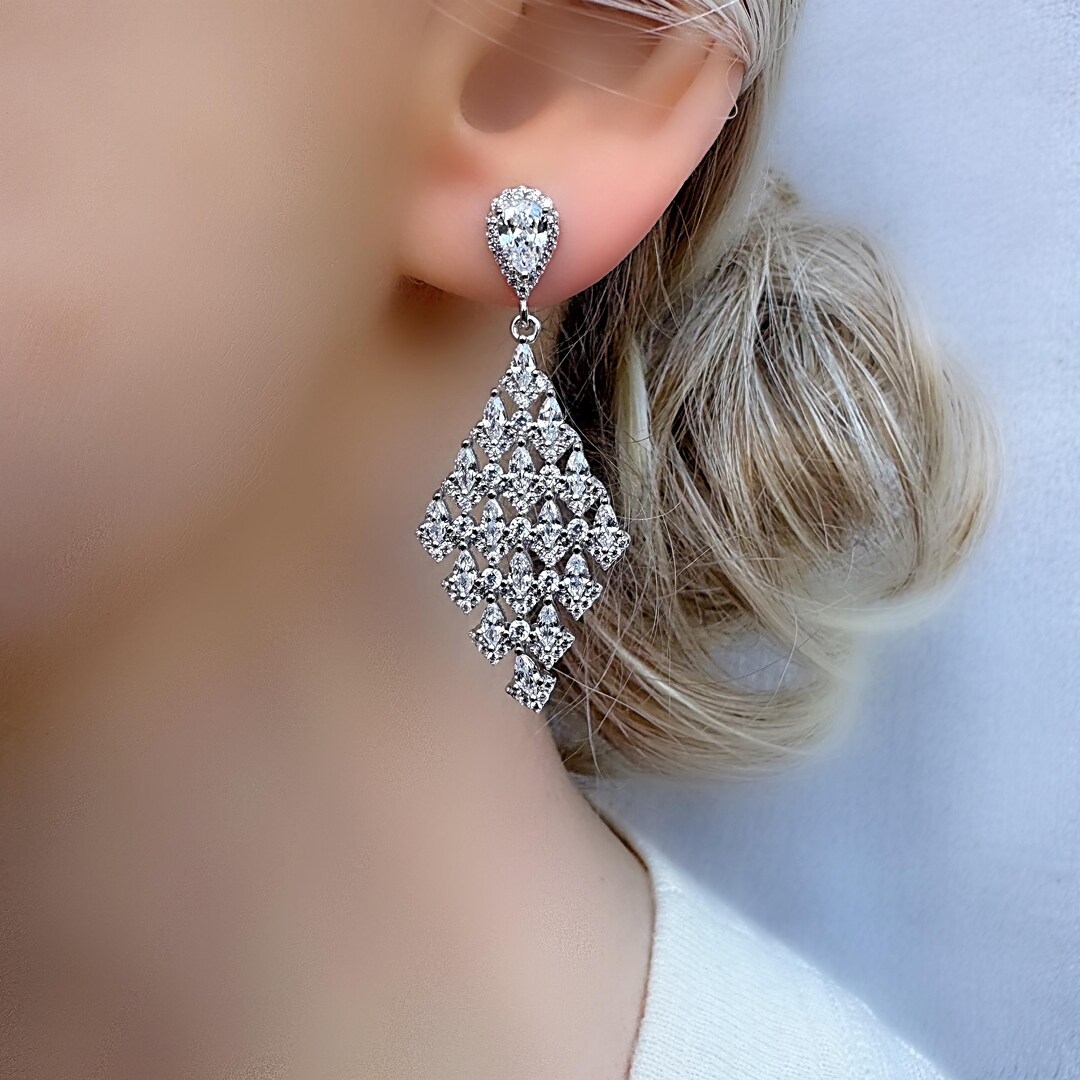 本物のホワイトトパーズシャンデリアスタイルダイヤモンドシェイプ