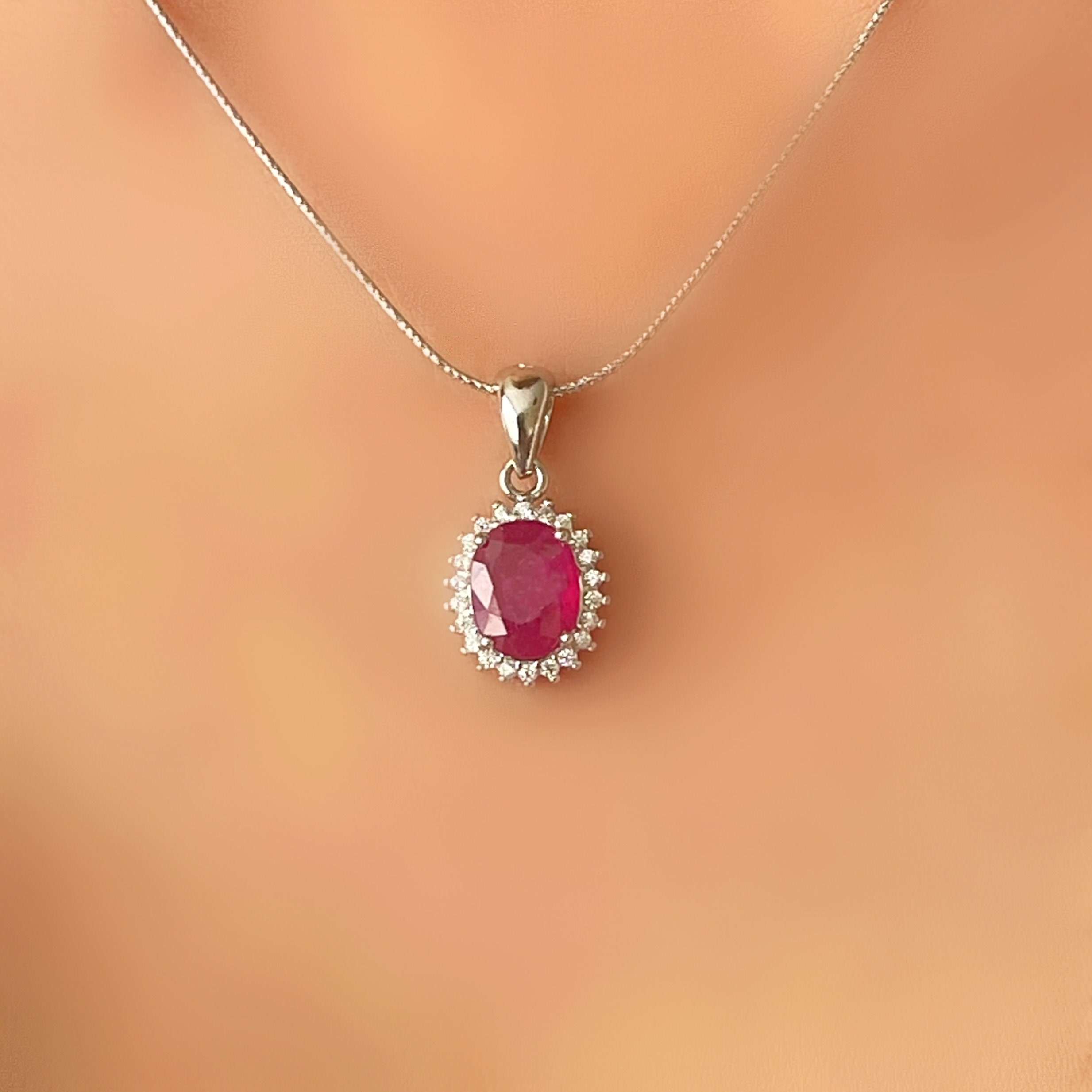 Genuine Natural Ruby Halo Oval Silver Pendant Necklace - Etsy 日本