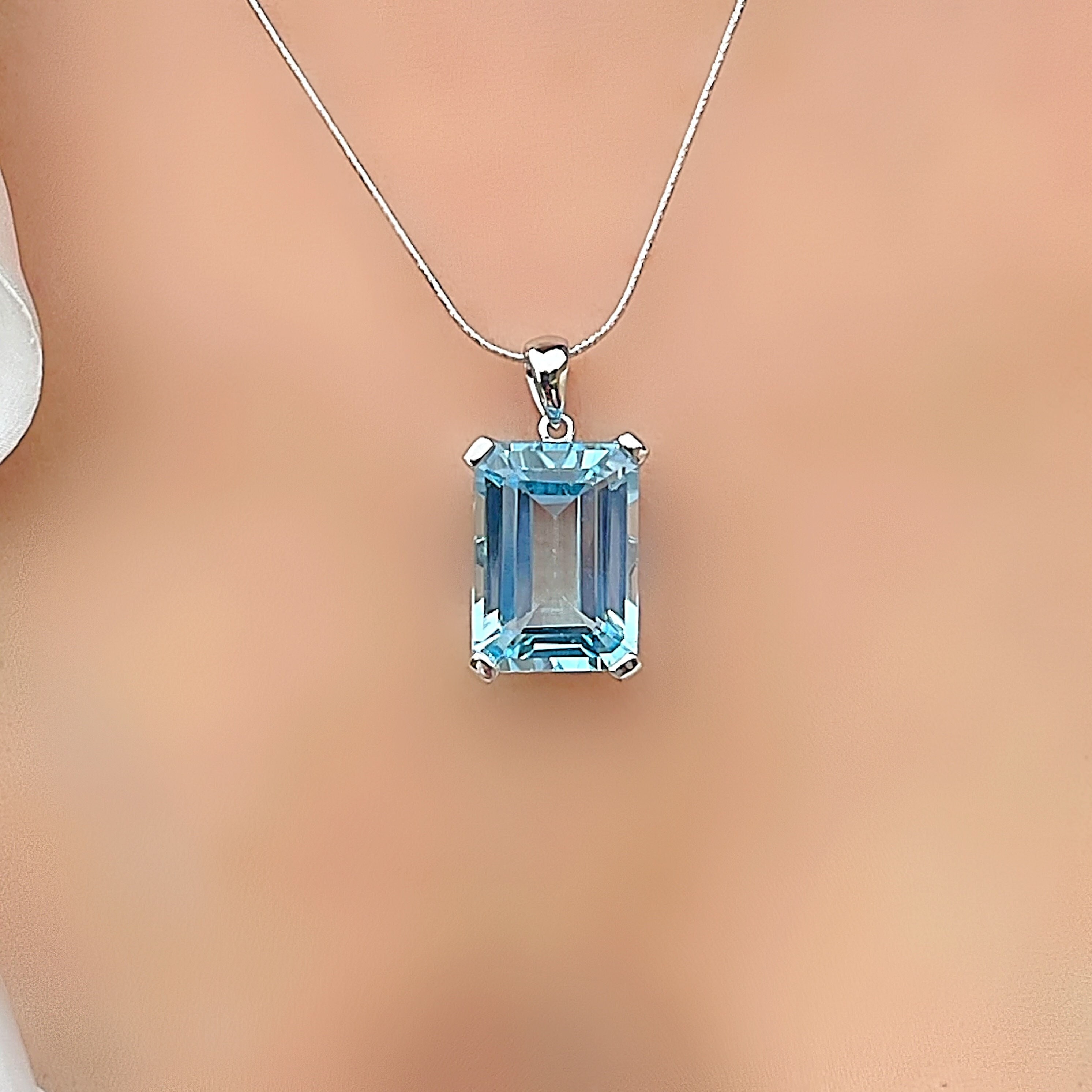 ネックレス・ペンダント BLUMARINE SILVER TONE NECKLACE Amazon.com: B. BRILLIANT Blue Necklace for Women Sterling