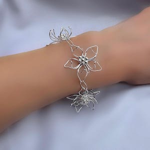 Sterling Silver 925 Wired Flower Frangipani Motif Bracelet